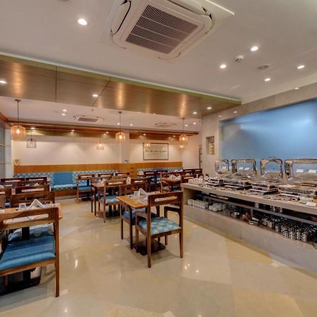 The Beacon Hotel ואדודרה מראה חיצוני תמונה
