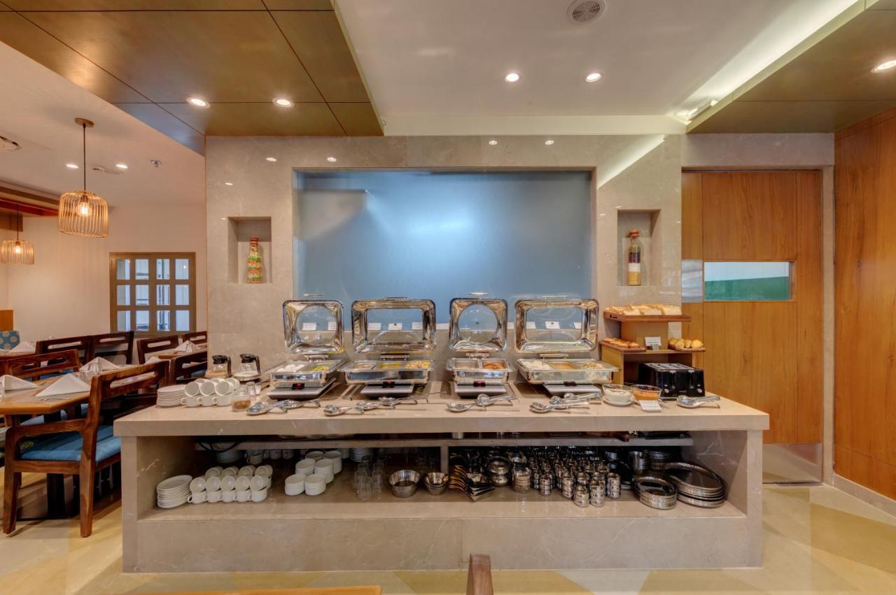 The Beacon Hotel ואדודרה מראה חיצוני תמונה