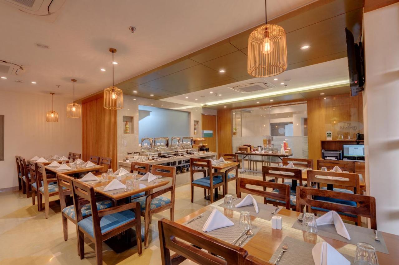 The Beacon Hotel ואדודרה מראה חיצוני תמונה