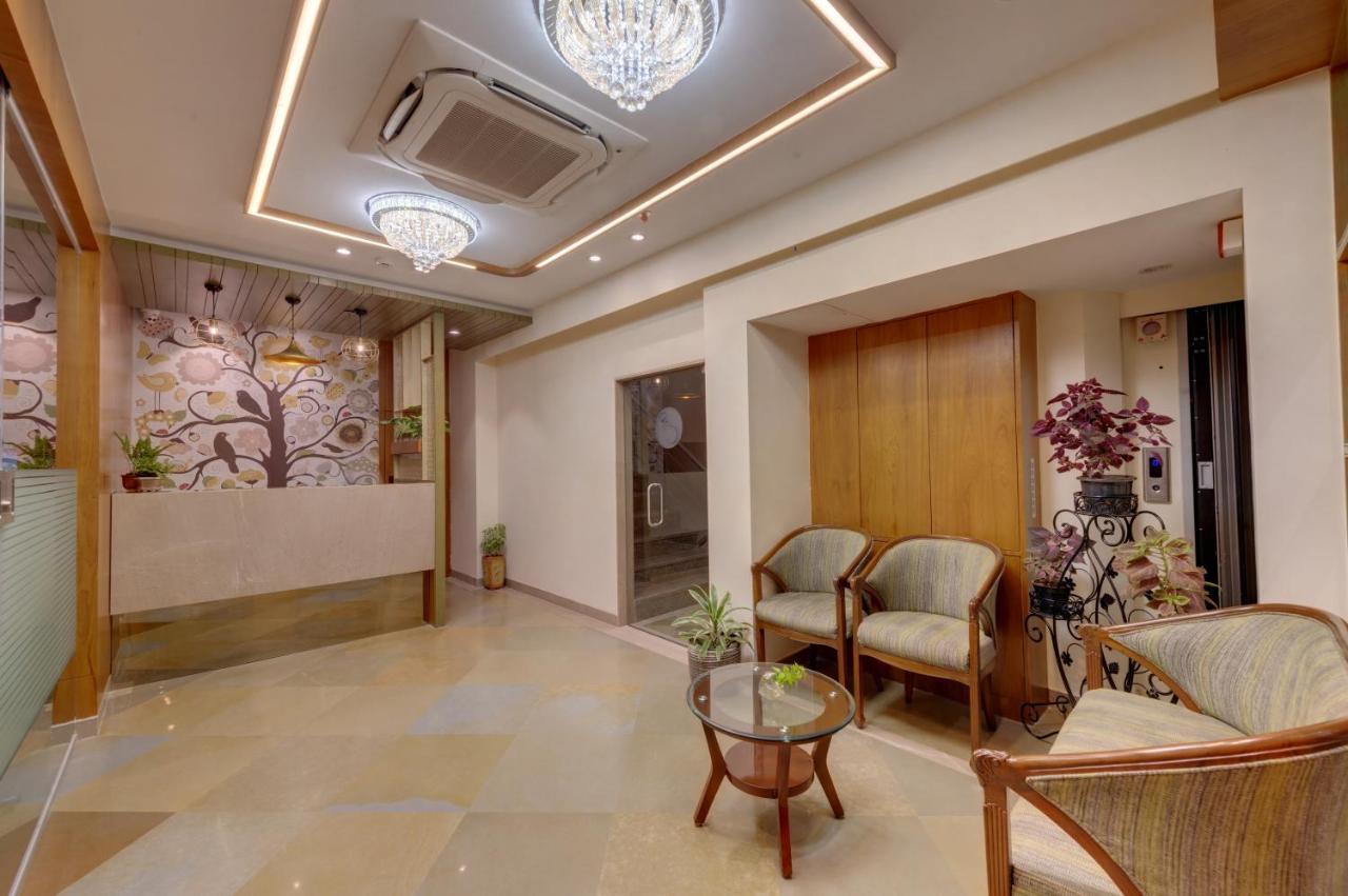 The Beacon Hotel ואדודרה מראה חיצוני תמונה