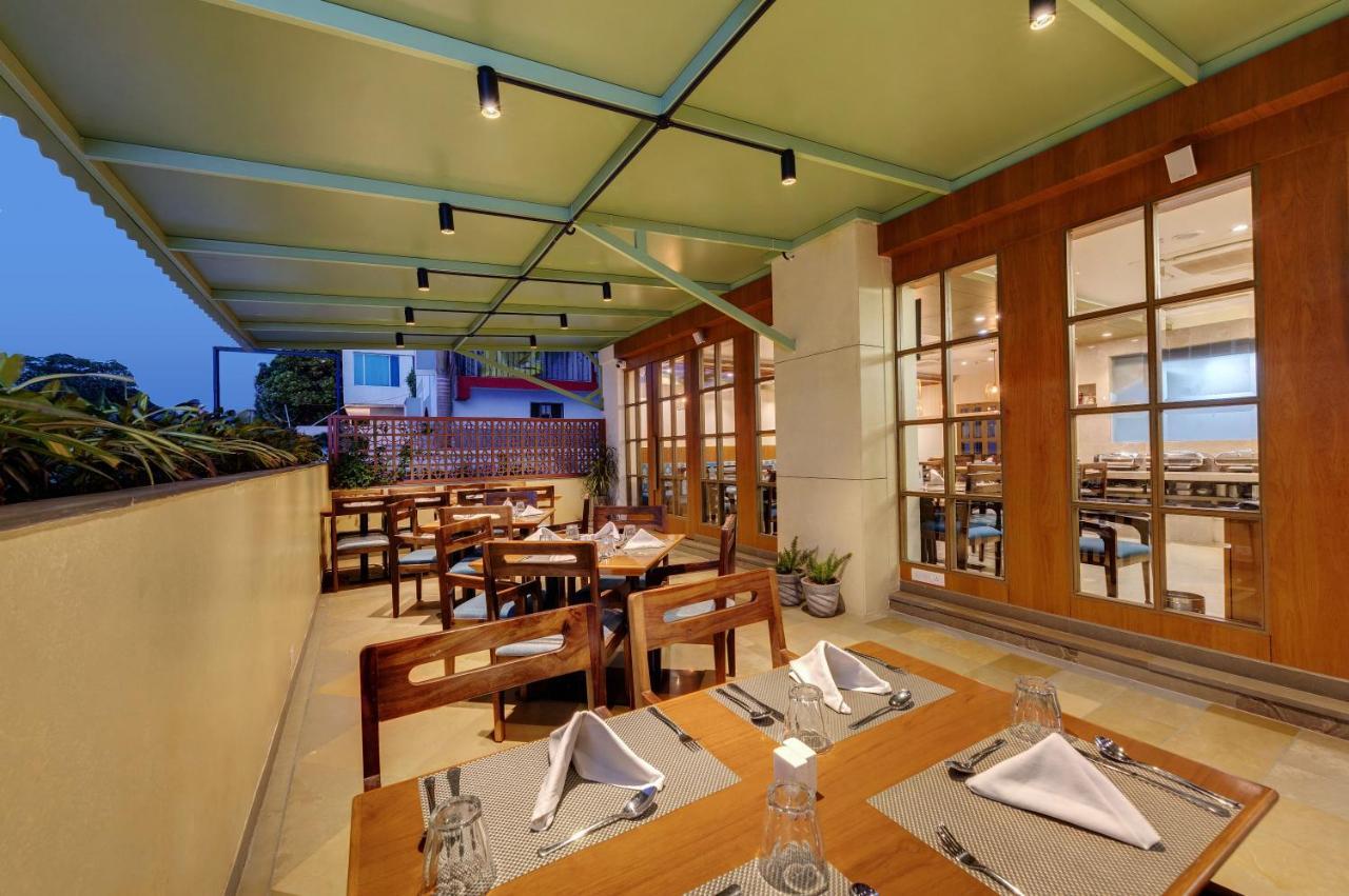 The Beacon Hotel ואדודרה מראה חיצוני תמונה